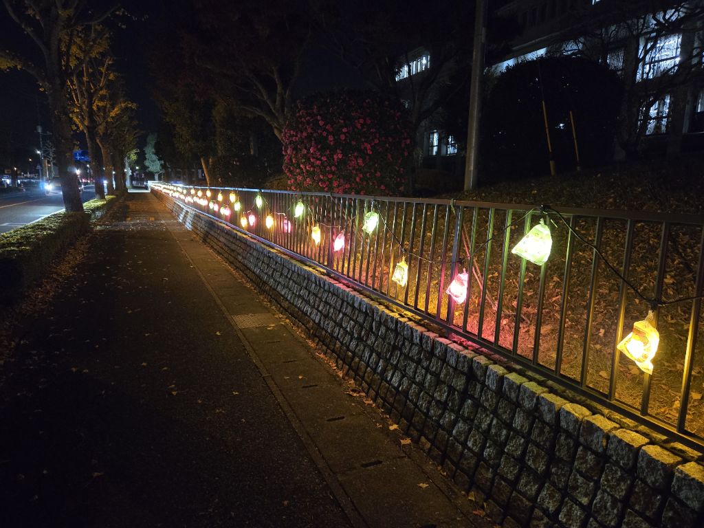 イルミネーション点灯の様子(2) イルミネーション点灯の様子(2)